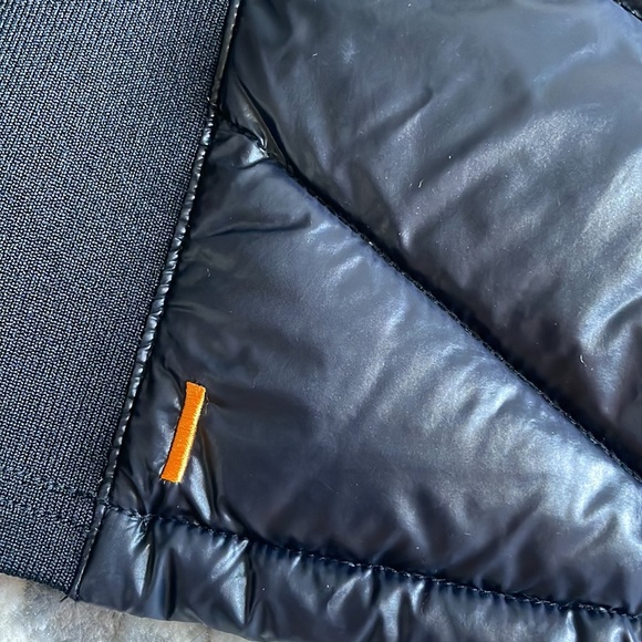 Lucy Puffy Vest - Picture 5 of 6